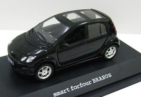 DS04695 Smart Forfour Brabus Black - F.JPG